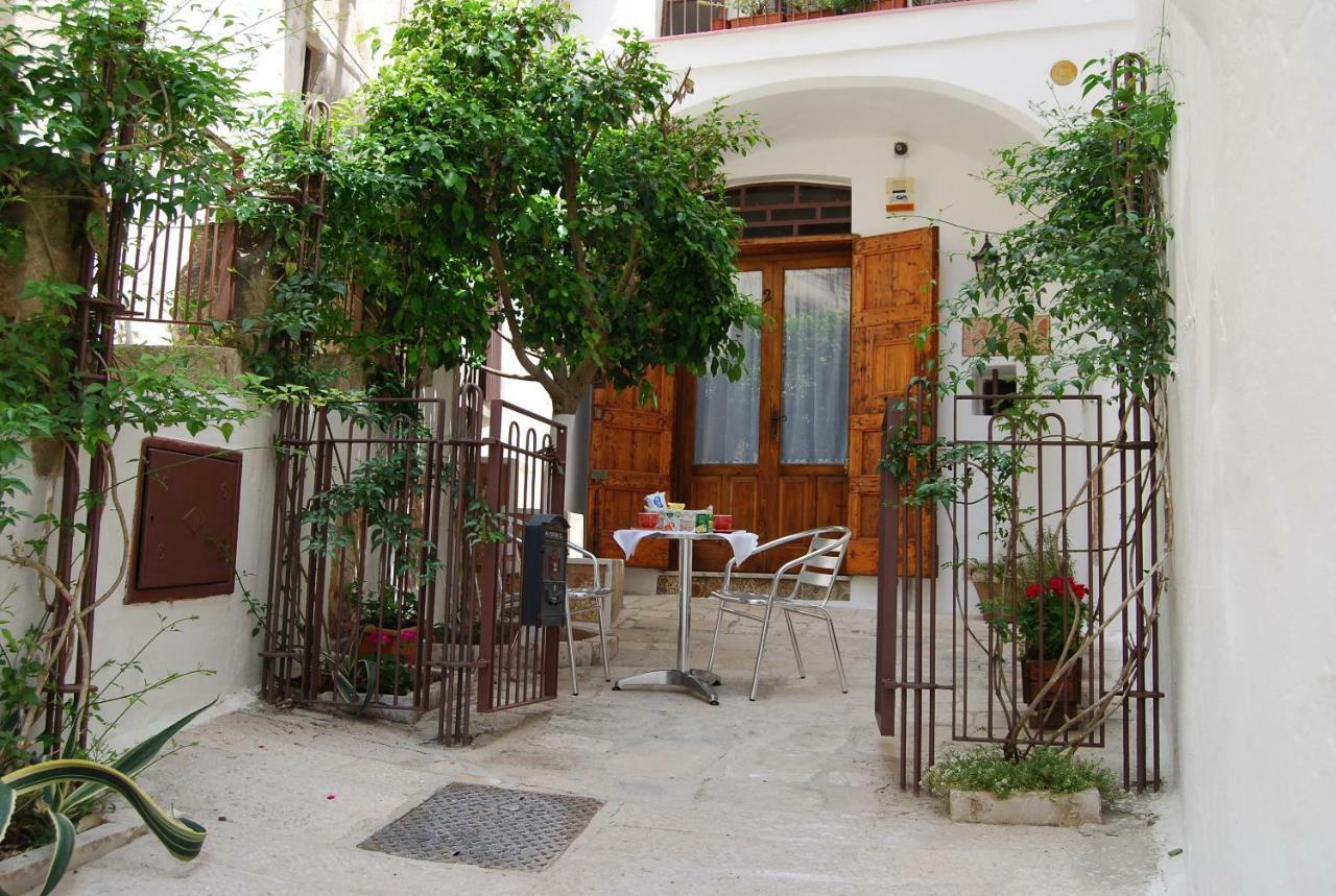 Art Transparent B&B Grottaglie Esterno foto